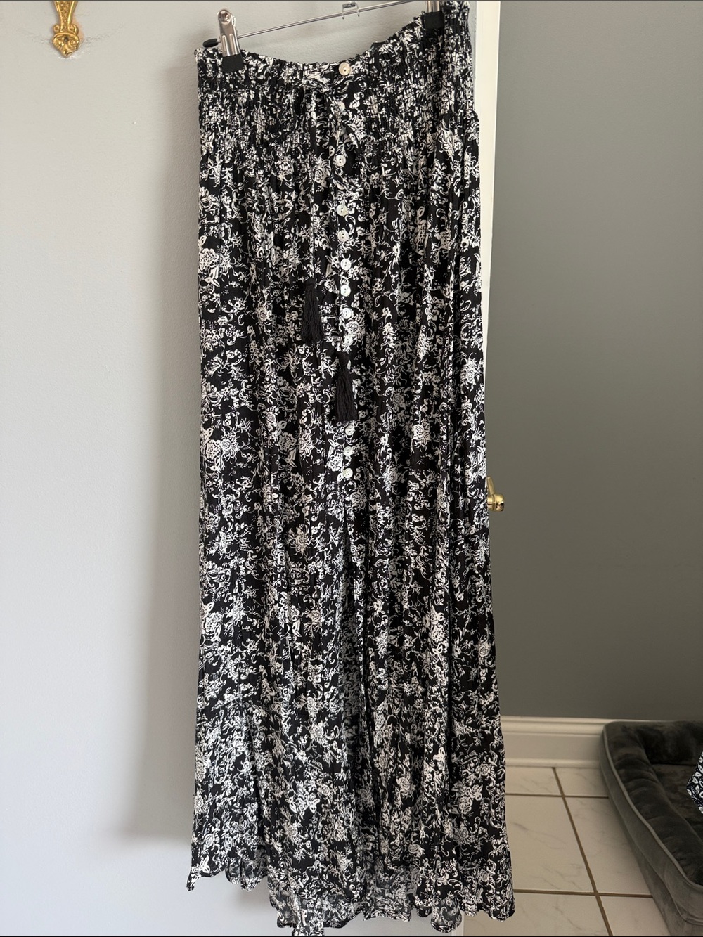 Cynthia Rowley Black & White Floral Tiered Maxi Skirt